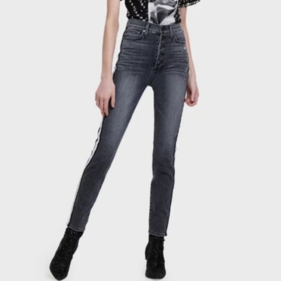 ALICE + OLIVIA | Good High Rise Exposed Button Skinny Jeans - Picture 1 of 6